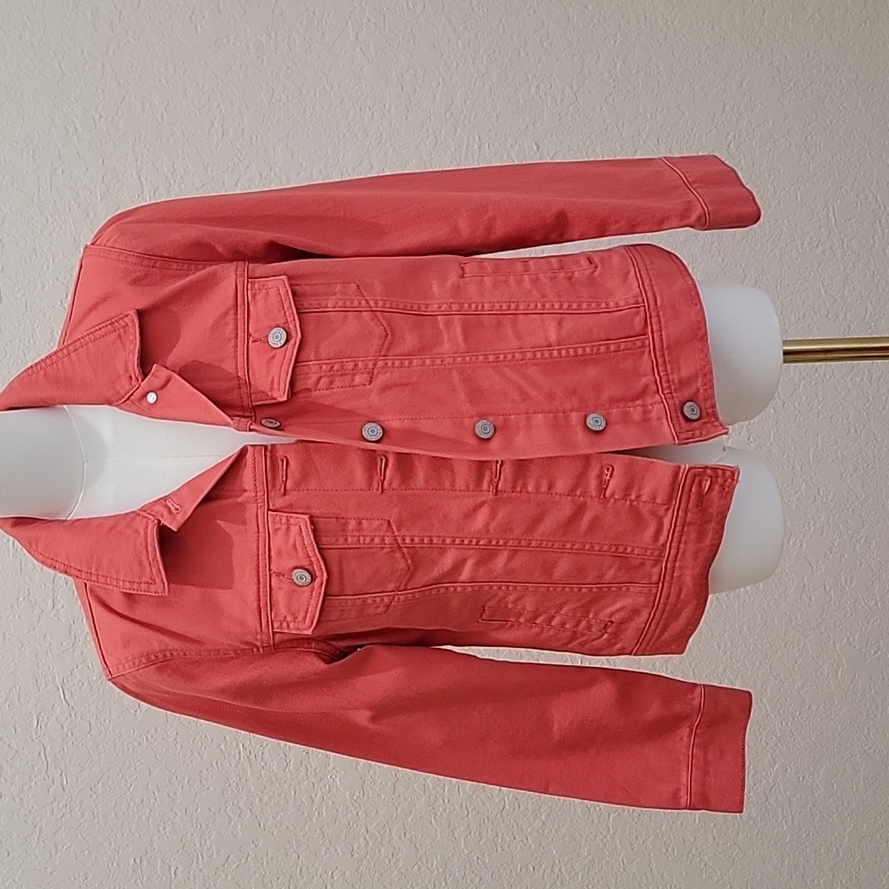 NWT - Old Navy Coral Jacket Size Small Petite
